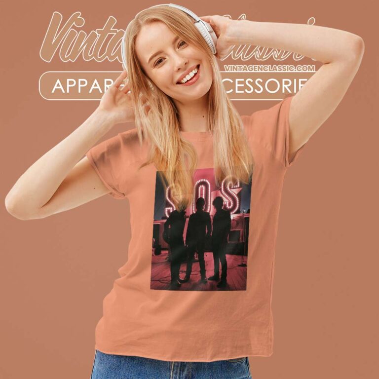 What A Man Gotta Do Jonas Brothers Women TShirt What A Man Gotta Do Jonas Brothers Women TShirt