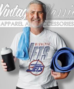 Winnipeg Jets 90s Vintage Nhl V Neck TShirt