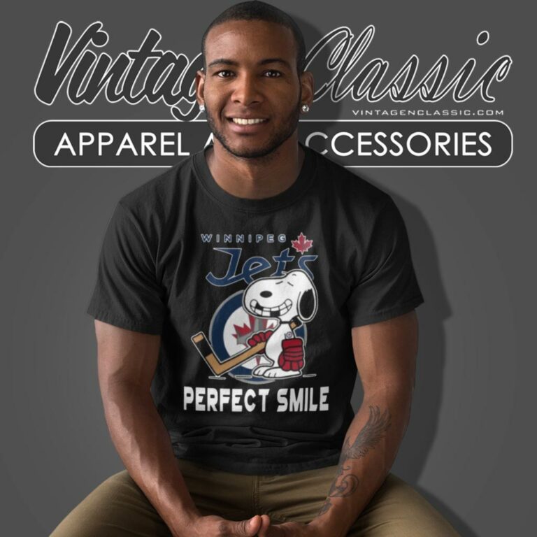 Winnipeg Jets Snoopy Perfect Smile The Peanuts Movie Hockey T Shirt Winnipeg Jets Snoopy Perfect Smile The Peanuts Movie Hockey T Shirt