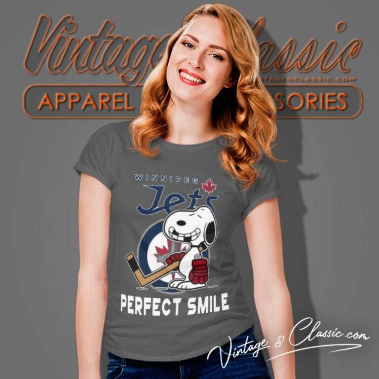 Winnipeg Jets Snoopy Perfect Smile The Peanuts Movie Hockey Women T Shirt Winnipeg Jets Snoopy Perfect Smile The Peanuts Movie Hockey Women T Shirt