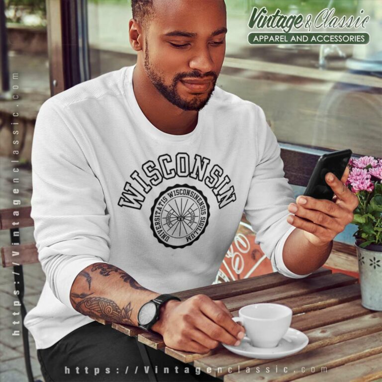 Wisconsin Badgers University Sweatshirt Wisconsin Badgers University Sweatshirt