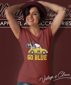 Wolverines Snoopy And Woodstock On Car Go Blue V Neck TShirt