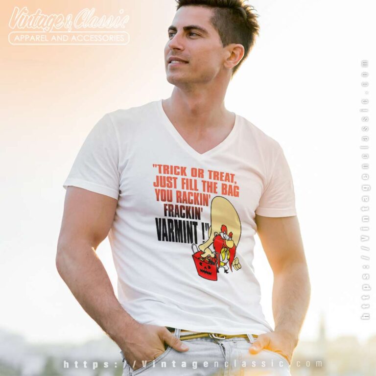 Yosemite Sam Looney Tunes Halloween V Neck TShirt Yosemite Sam Looney Tunes Halloween V Neck TShirt