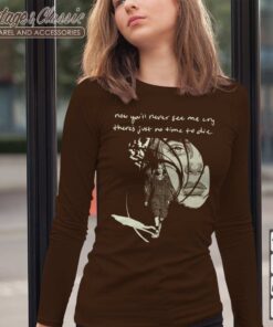 black top big Long sleeves billie eilish lyrics